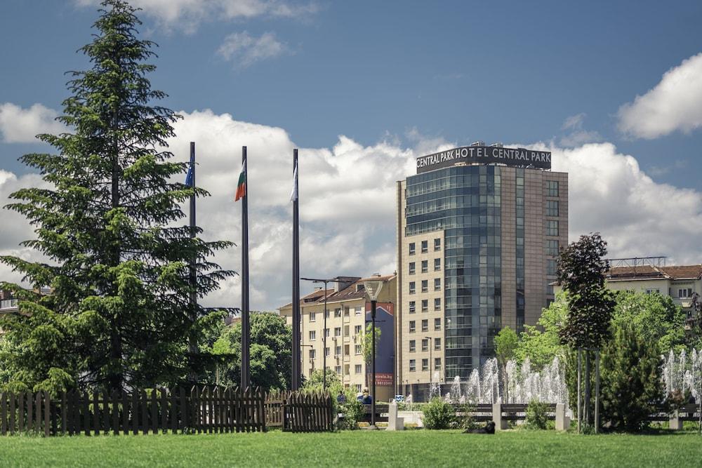 Rosslyn Central Park Hotel Sofia Exterior foto